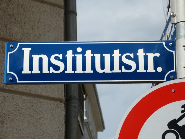 Institutstr (1)